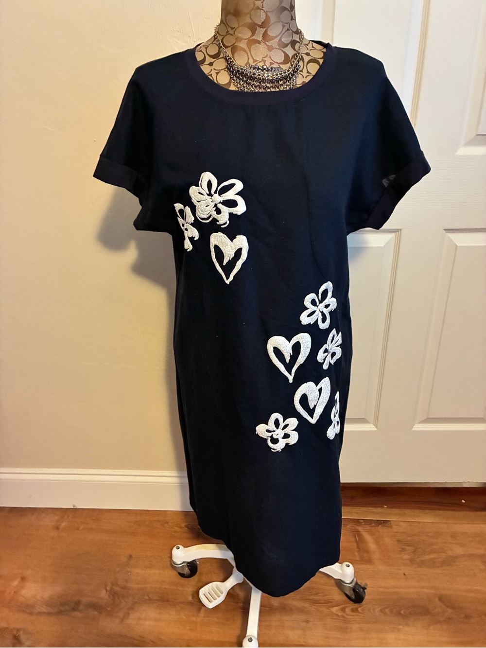 Carre Noir Navy Linen/Cotton Dress White Embroidered Floral & Heart Appliqué